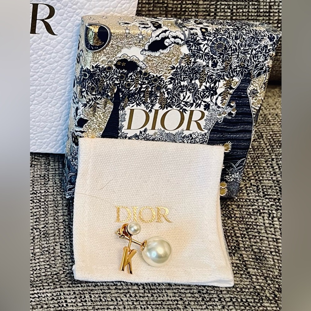 My ABCDior Tribale Letter Earring